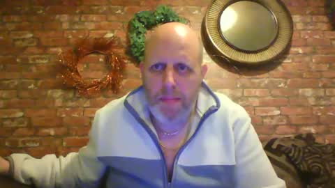 Neil online show from December 23, 10:32 am