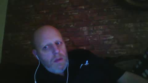 Neil online show from January 4, 9:32 am