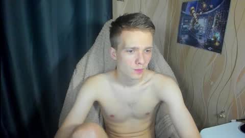 Snapshot of konnor_deviant chatting on September 27, 2:09 am konnor_deviant online show from September 27, 2:09 am