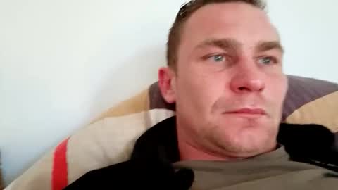 korneldus73 online show from April 30, 3:08 pm