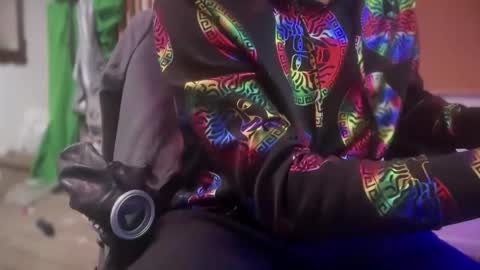 Korrupted online show from December 1, 9:34 am