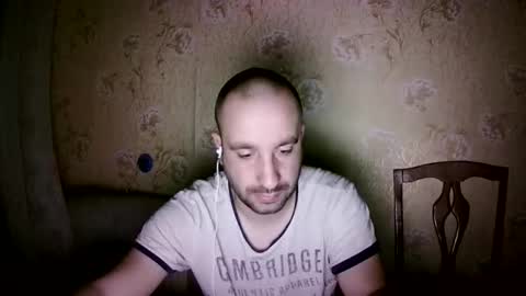 Snapshot of kostua31 chatting on November 1, 10:58 pm kvg-1994 online show from November 1, 10:58 pm