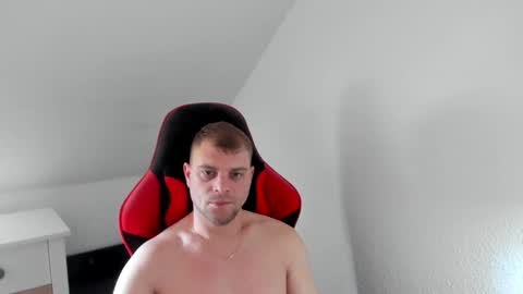 Bartek online show from April 5, 8:11 am