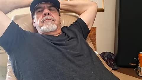 kp633 online show from November 15, 7:05 pm