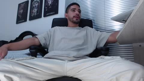 kratoswolf online show from April 5, 5:31 pm