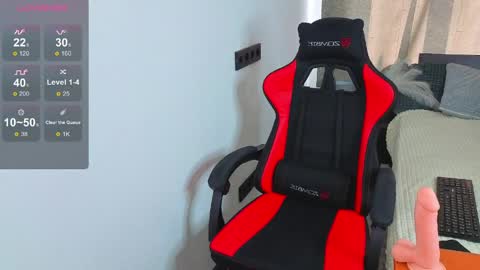 kris_braun online show from April 4, 4:53 am