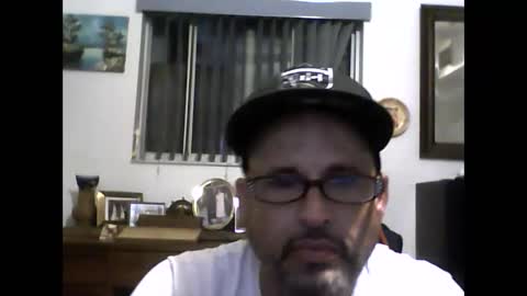 Snapshot of krisdaviddemblans55 chatting on September 27, 3:32 pm Kristian online show from September 27, 3:32 pm