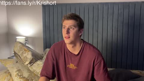Snapshot of krishort chatting on February 14, 8:05 pm krishort online show from February 14, 8:05 pm