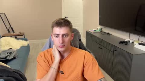 Snapshot of krishort chatting on March 9, 3:38 pm krishort online show from March 9, 3:38 pm