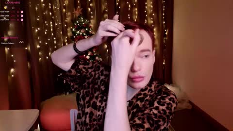 Kristen online show from December 21, 9:34 pm