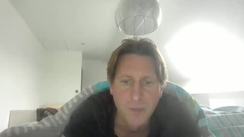 kristof8504 online show from November 27, 9:57 am