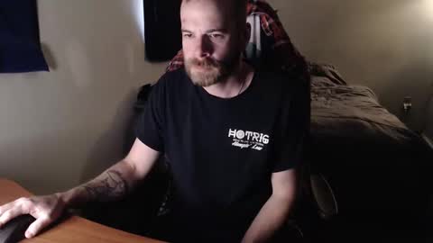 Snapshot of kuggy570 chatting on January 12, 1:58 pm Kuggy online show from January 12, 1:58 pm