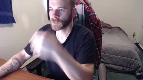 Snapshot of kuggy570 chatting on January 10, 3:58 pm Kuggy online show from January 10, 3:58 pm