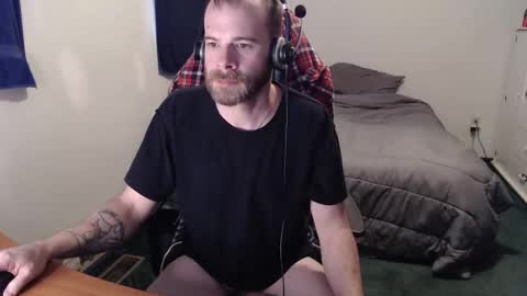 Snapshot of kuggy570 chatting on January 14, 3:04 pm Kuggy online show from January 14, 3:04 pm