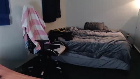 Kuggy online show from April 20, 9:28 pm