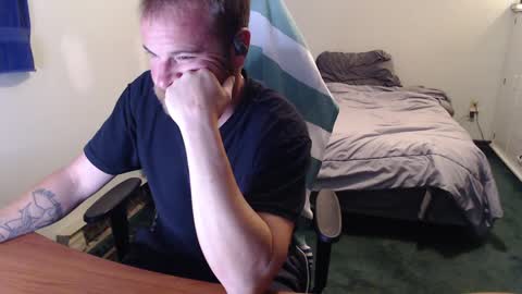Snapshot of kuggy570 chatting on October 1, 10:25 pm Kuggy online show from October 1, 10:25 pm