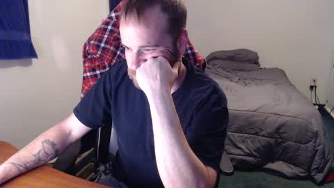 Snapshot of kuggy570 chatting on December 27, 10:59 pm Kuggy online show from December 27, 10:59 pm