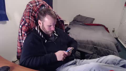 Snapshot of kuggy570 chatting on January 15, 10:46 pm Kuggy online show from January 15, 10:46 pm