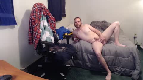 Snapshot of kuggy570 chatting on December 14, 1:06 am Kuggy online show from December 14, 1:06 am
