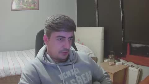 Leo online show from December 28, 4:20 pm