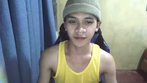 kurtxxx07 online show from May 3, 11:24 am