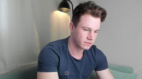 Snapshot of kyle_4u chatting on February 26, 6:04 am Kyle online show from February 26, 6:04 am