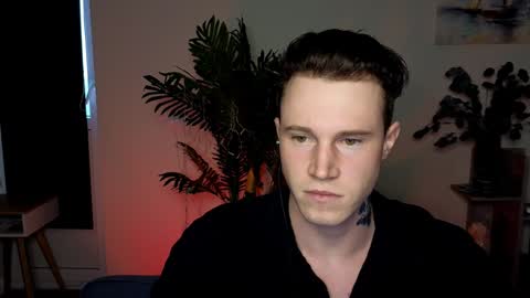 Snapshot of kyle_4u chatting on February 2, 8:57 am Kyle online show from February 2, 8:57 am