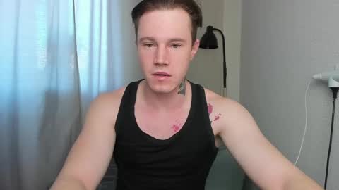 Snapshot of kyle_4u chatting on March 1, 6:04 am Kyle online show from March 1, 6:04 am