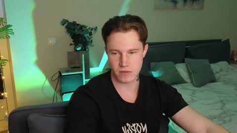 Snapshot of kyle_4u chatting on February 28, 6:43 am Kyle online show from February 28, 6:43 am