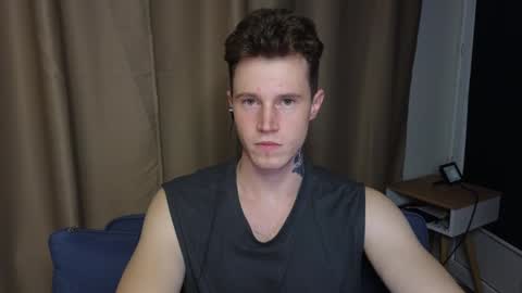 Snapshot of kyle_4u chatting on December 15, 7:10 pm Kyle online show from December 15, 7:10 pm
