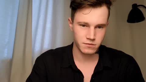 Snapshot of kyle_4u chatting on February 5, 5:41 am Kyle online show from February 5, 5:41 am