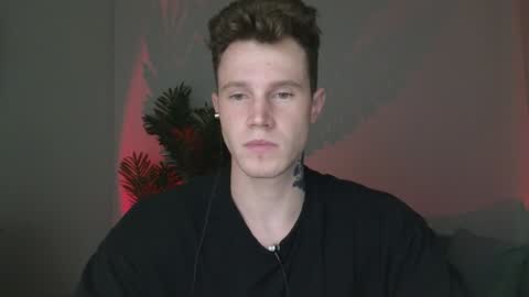 Snapshot of kyle_4u chatting on December 8, 6:50 pm Kyle online show from December 8, 6:50 pm
