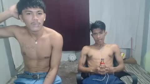 kyle_lourence online show from May 4, 11:23 am