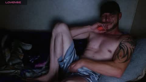 Snapshot of kylechat chatting on October 7, 7:34 am Kyle chat online show from October 7, 7:34 am