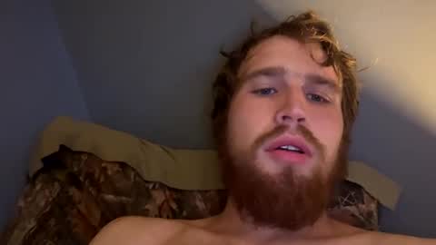 Snapshot of kylelovepussy69 chatting on October 15, 9:17 am kylelovepussy69 online show from October 15, 9:17 am