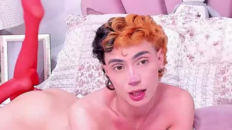 Kylie jl online show from April 26, 8:05 pm