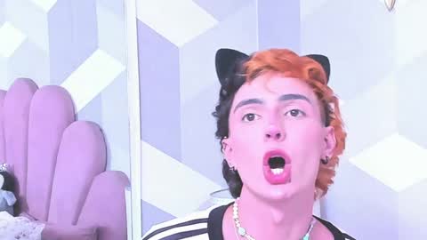 Kylie jl online show from April 25, 2:36 am