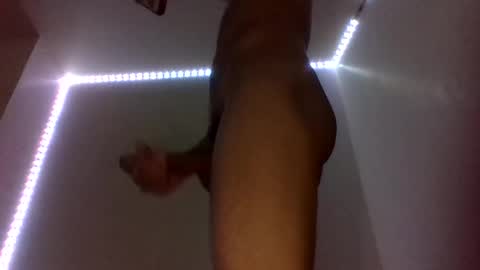 kyngpapiinyc online show from January 7, 9:31 pm