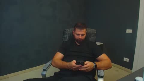 KysonOnyx online show from October 17, 10:30 am