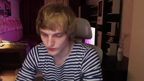 l1onkennedy online show from March 18, 6:55 pm