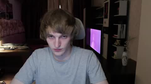 l1onkennedy online show from March 22, 6:57 pm