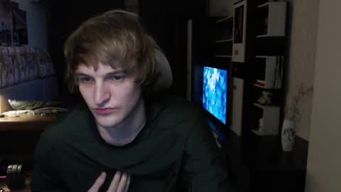 l1onkennedy online show from April 6, 8:20 pm