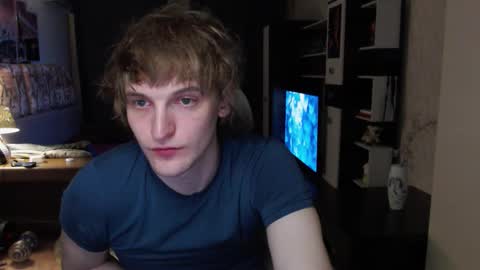 l1onkennedy online show from March 28, 8:42 pm