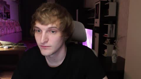 l1onkennedy online show from March 24, 7:40 pm