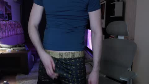 l1onkennedy online show from March 31, 9:16 pm