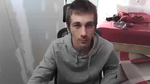 Snapshot of l1v1nth3dr3am chatting on October 15, 2:41 am l1v1nth3dr3am online show from October 15, 2:41 am