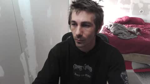 Snapshot of l1v1nth3dr3am chatting on October 20, 5:17 pm l1v1nth3dr3am online show from October 20, 5:17 pm