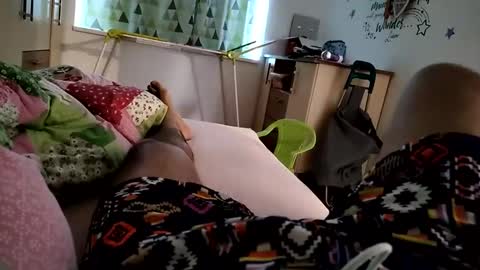 l4t1n01980 online show from January 24, 8:13 am