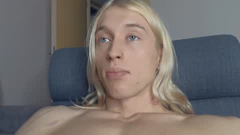 Adonis online show from December 30, 1:36 pm
