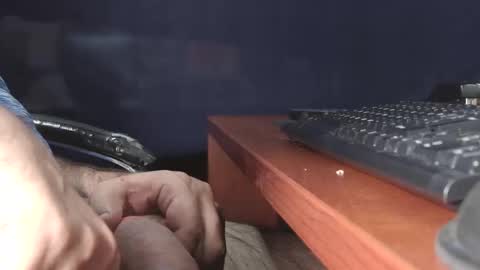 la_guyy online show from June 10, 11:49 pm